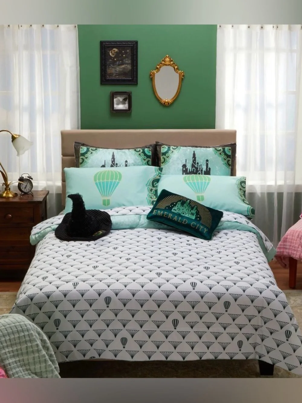 Wicked Velveteen 7 Piece Full Bed Set! NIB